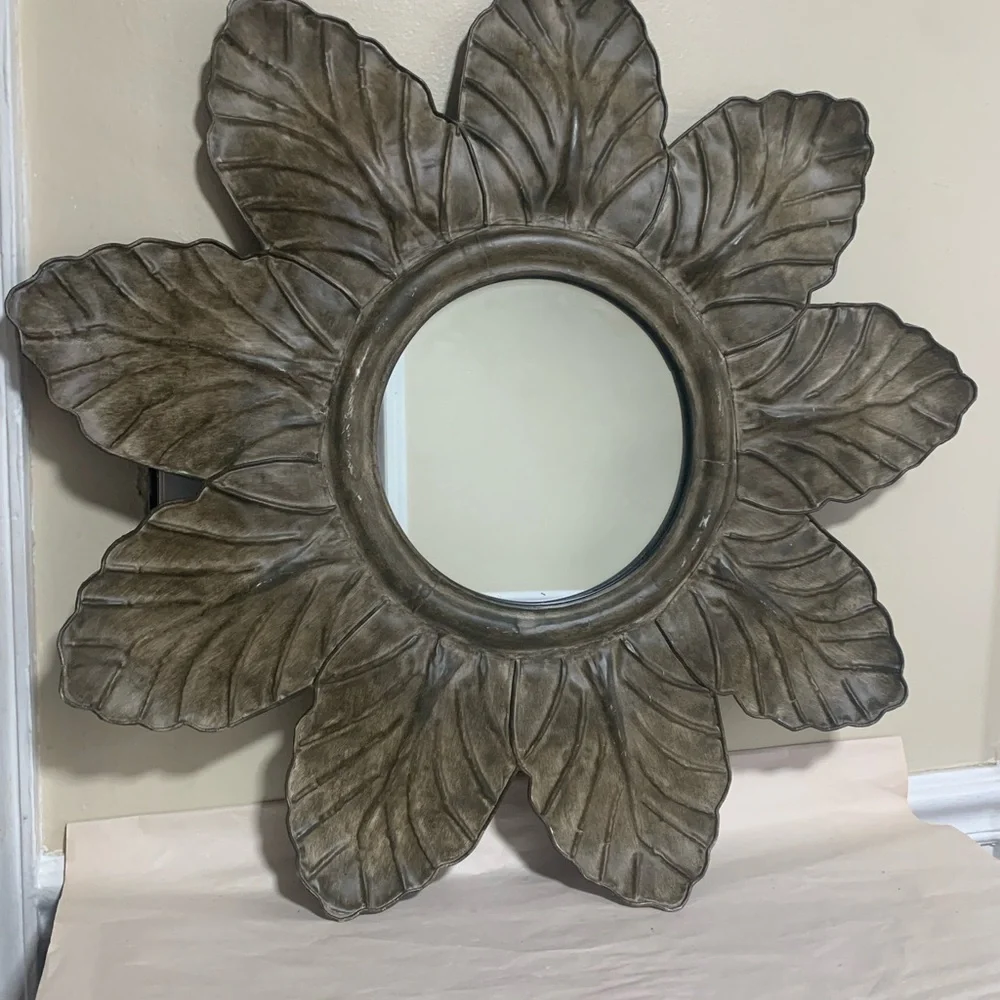 25” Metal Leaf Sunburst Wall Mirror Rustic Bronze Floral Frame Decor Sunflower